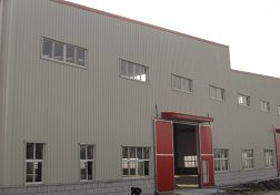 Taller de prendas de vestir con estructura de acero